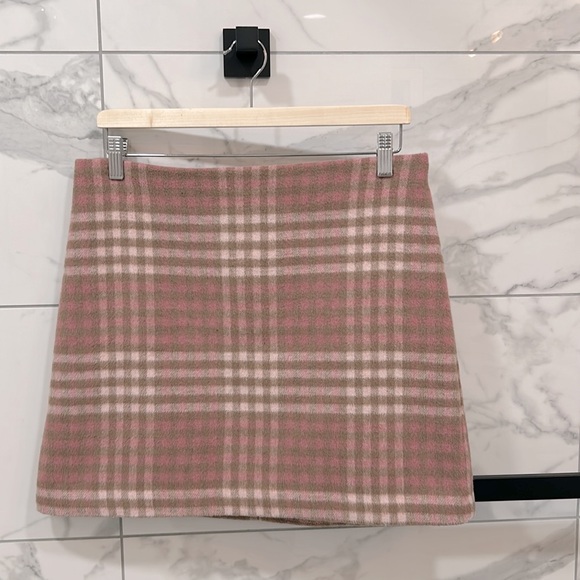 Joie Dresses & Skirts - Joie mini skirt plaid size Medium